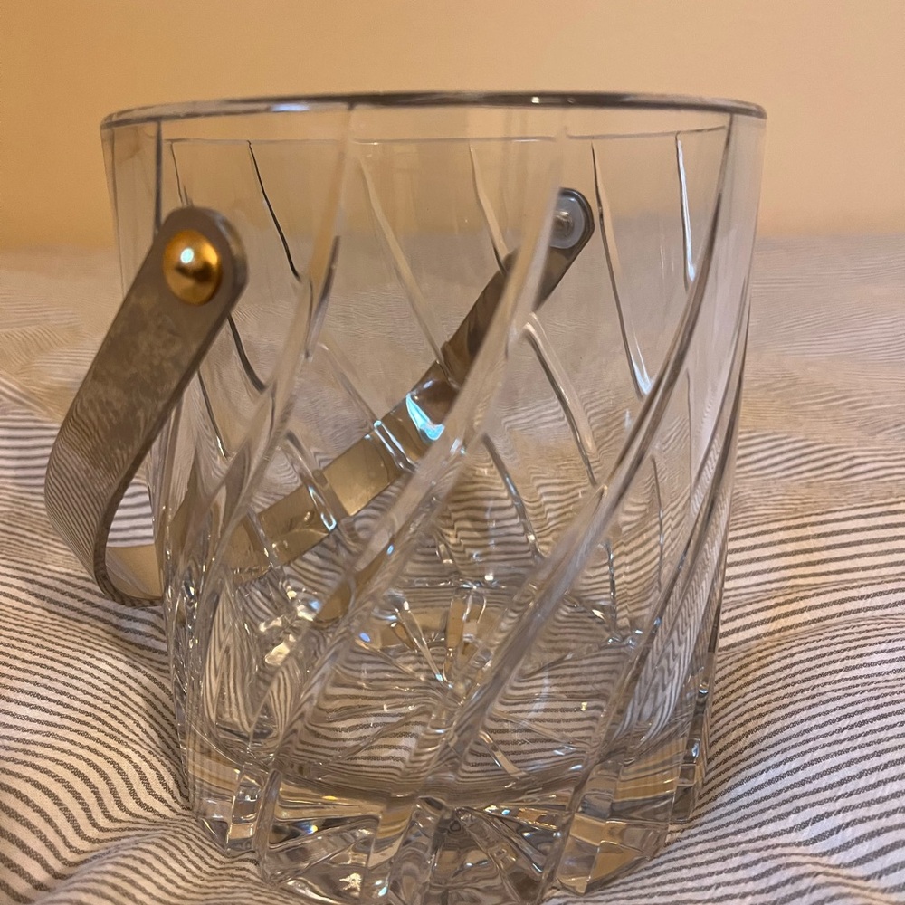 MIKASA Ice Bucket with SILVER Handle